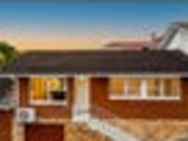 Onehunga, 2 bedrooms, $350 pw