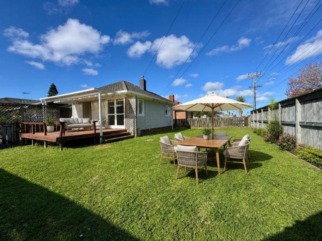 onehunga, 2 bedrooms