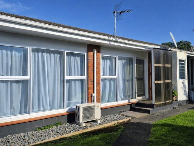 onehunga, 2 bedrooms