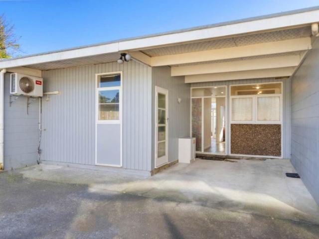 onehunga, 2 bedrooms