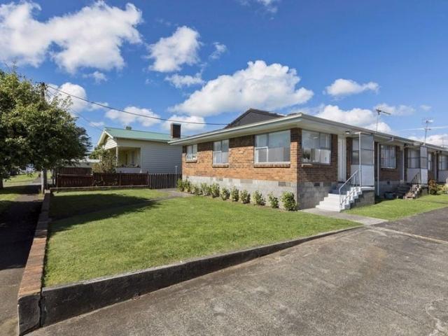 onehunga, 2 bedrooms