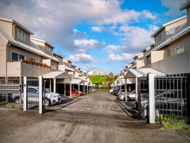 onehunga, 3 bedrooms