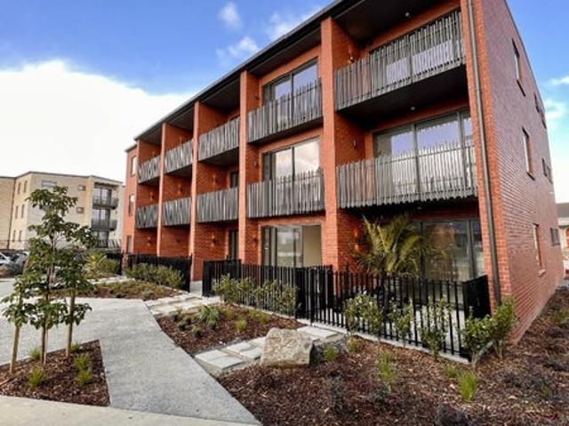 onehunga, 3 bedrooms