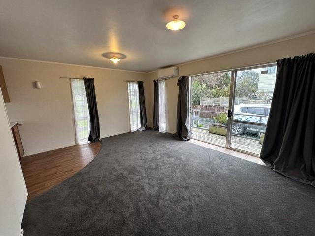 onerahi, 2 bedrooms