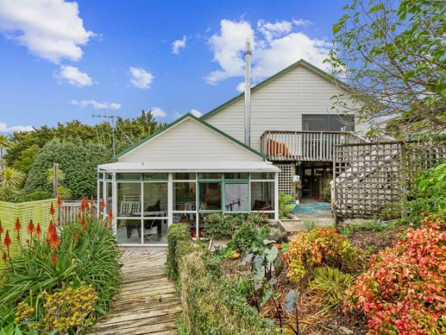 onerahi, 3 bedrooms