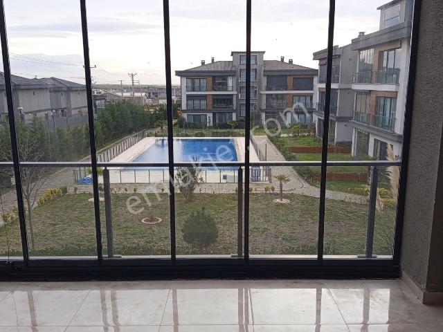 Önerler Mah. Vitrin Sitesi Kiralık 3+1 Daire