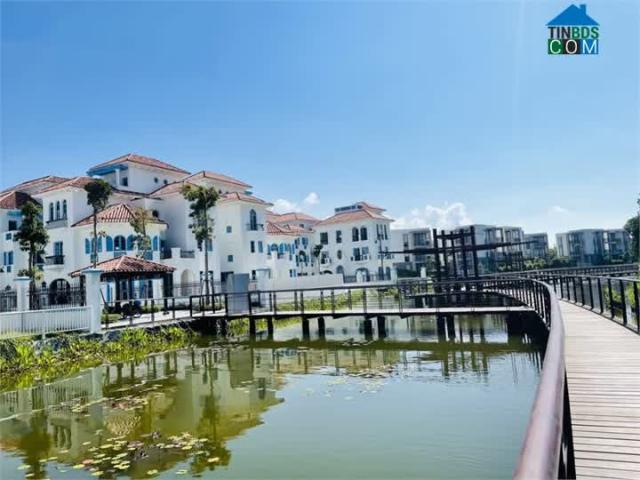 Ông chú sang nươc ngoài định cư cần bán nhanh 3 căn biệt thự mặt biển đẹp nhất dự án
