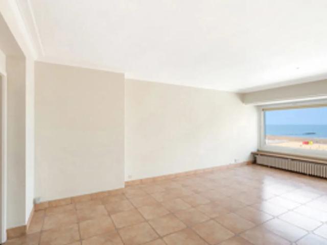 Ongemeubeld 3 slaapkamerappartement op het Rubensplein