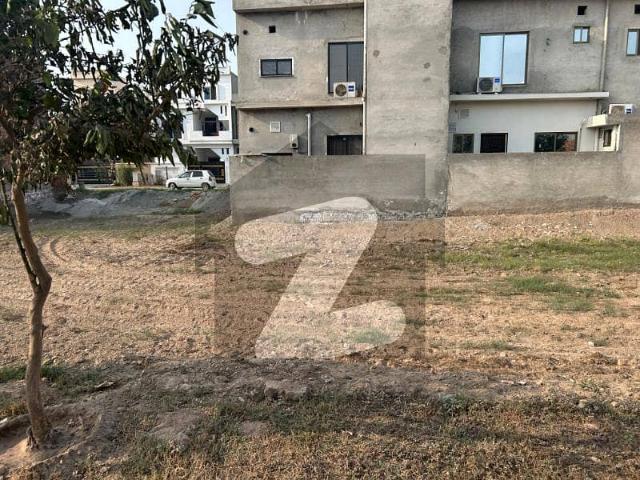 OnGround 5 Marla Residential Plot for Sale in Platinum Block, Park View City Square Land Titanium Partner