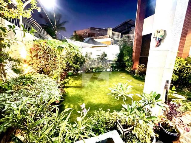 Only Portion In All Over DHA Brand New Just in 265 of 500 Yards Proper West Open More than Easy Access Educated Landlord Just in 265 Lac By Chance Available So Visit And Grab it Now Its Brand New Unbelievable Rent