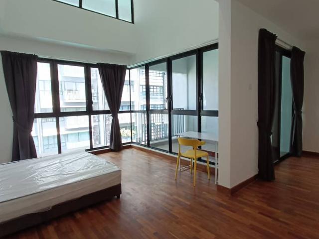 Only Walk to Central I City mall New Unit Room for Rent at Seksyen 7 Shah Alam