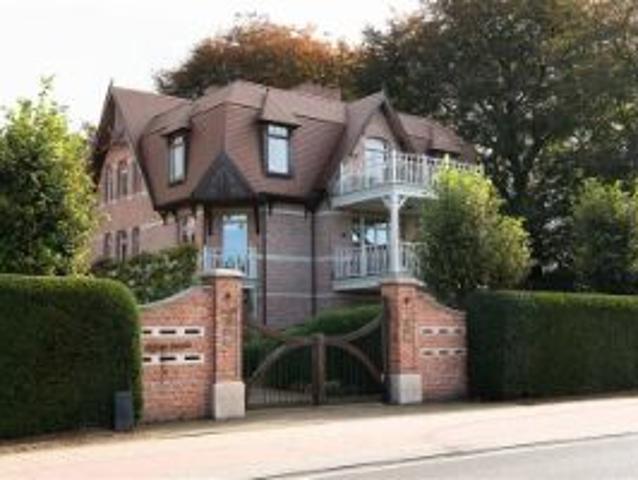 Ontdek deze adembenemende PENTHOUSE in het hartje van Schild
