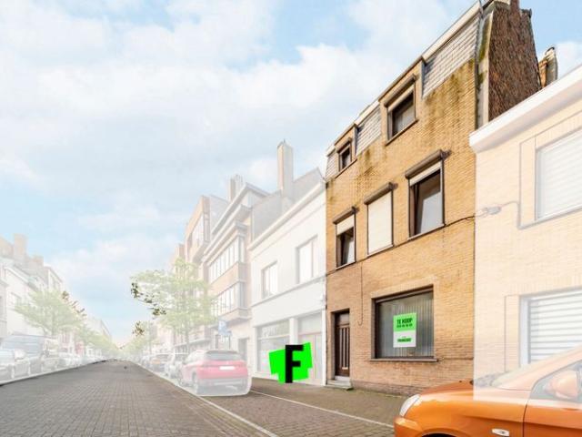 Ontdek het Potentieel van Stuiverstraat 47 Uw Toekomstige…