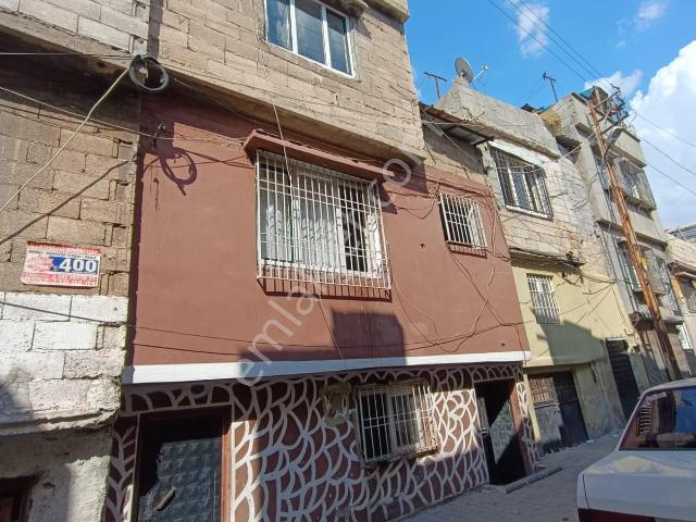 Onur Mh Satılık 3 Katlı Mustakil Ev