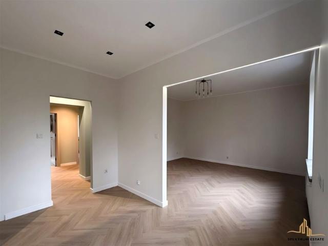 Os. Teatralne 68,80 m², Kraków