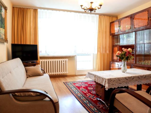 Os. Złotego Wieku 50 m², Kraków