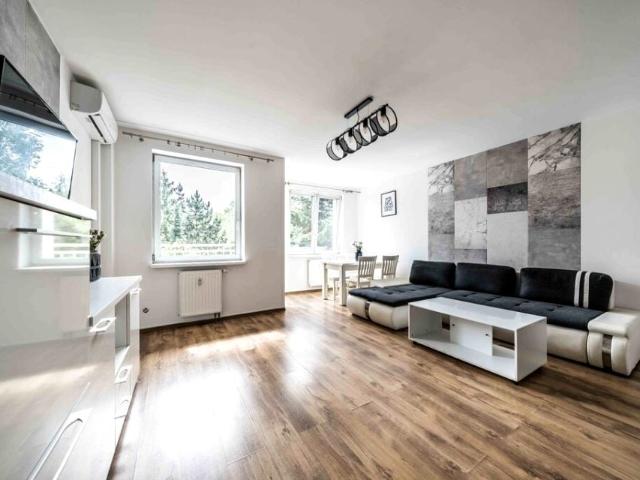 Os. Dębina 45,30 m², Poznań