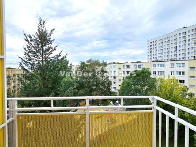 Os. Pod Lipami 48 m², Poznań