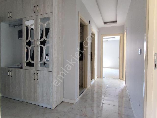 Osmangazi Bulvar Üzerinde 2+1 Kapalı Mutfak Kiralık Daire