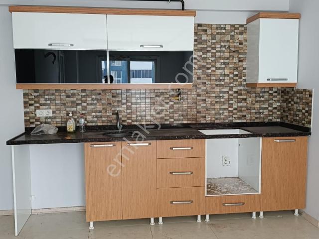 Osmangazi De Site İiçinde 2+1 Doğalgazlı Cazip Kiralık Daire