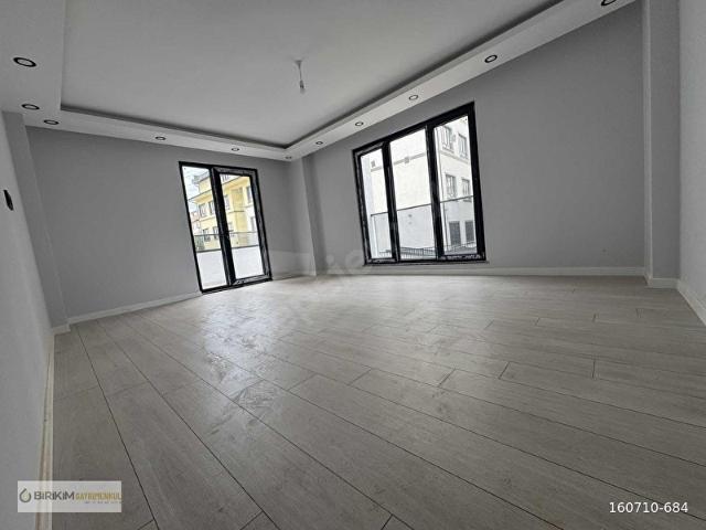 OSMANGAZİ MAH.DE ARAKAT KONUMUNDA 2+1 YERDEN ISITMALI LUX DAİRE