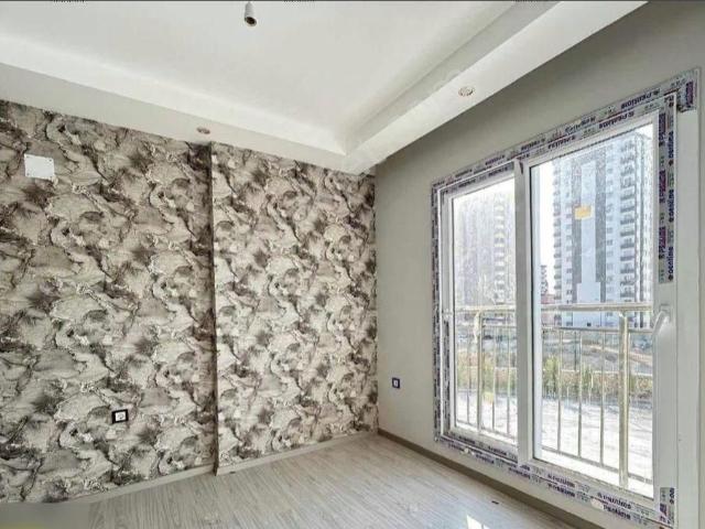Osmangazi Mahallesinde Site İçerisinde 2+1 Hasarsız İskanlı Satılık Daire