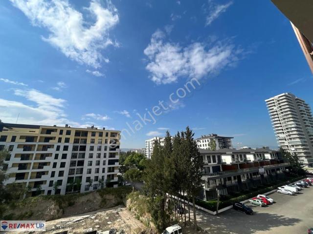 Osmangazi/bayraklı 'da 1.sınıf İşçilikle Satılık 3+1 Sıfır Daire