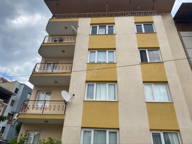 Osmangazide 3 Cepheli 140 M2 Kiralık Daire