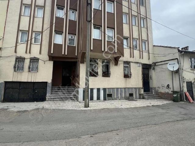 Osmangazi'de Kiralık 4+1 Daire, 170m², Merkezi Konumda!