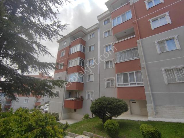 Osmanlı Mahallesi'nde Ara Kat Site İçerisinde 3+1 Satılık Daire
