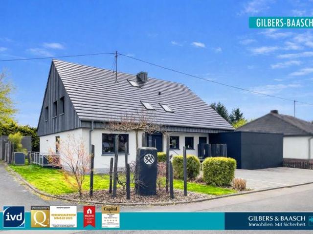 Osburg: Top Einfamilienhaus, Doppelgarage, Garten, hochwertige Ausstattung, frei nach Absprache