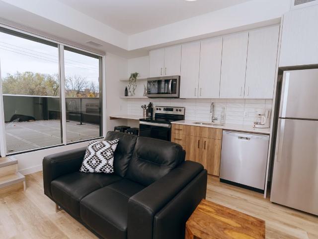 Osborn Studio Apartment for Rent at 456 Gertrude Ave, Winnipeg, MB R3L 2J6 Mcmillan