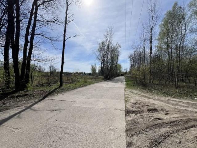 Ossów, 9 000 m2