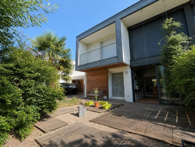 Ostwald Jolie maison mitoyenne 111m2 avec jardin et terrasse