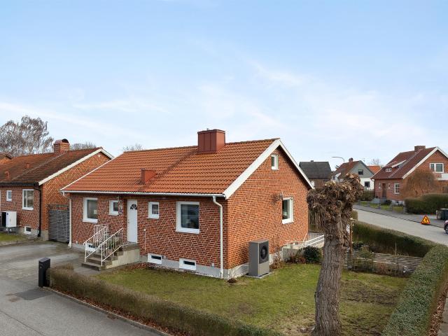 Villa på Östervångsvägen 26 är inte längre tillgänglig