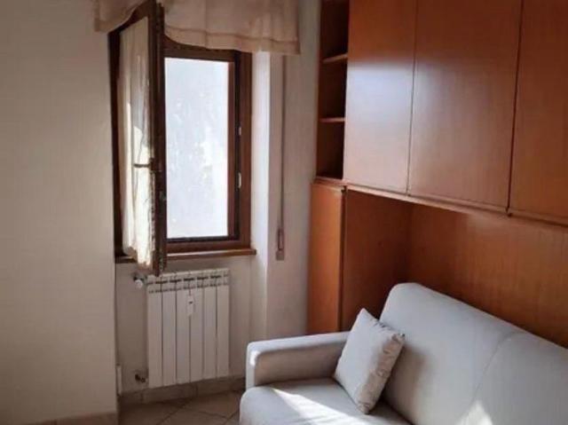 OSTIA LEVANTE TRILOCALE ARREDATO Con TERRAZZO