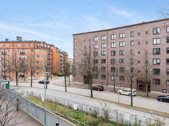 Östra Eriksbergsgatan 102