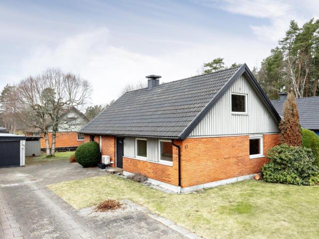 Östra Ringgatan 43