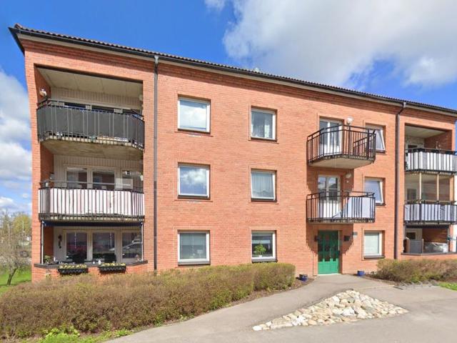 ÖSTRA STORGATAN 17