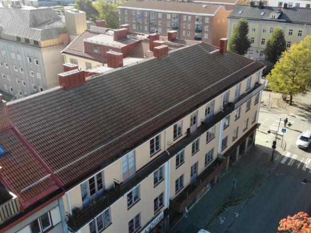 ÖSTRA STORGATAN 2