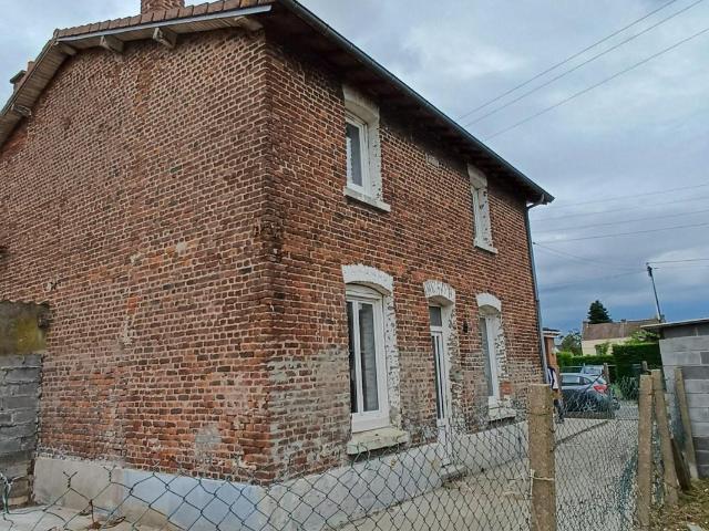 OSTRICOURT 112, rue Calvaire