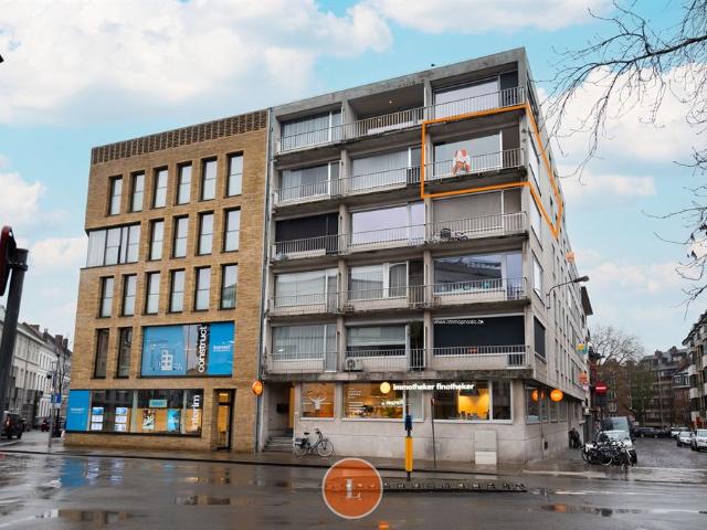 Op te frissen appartement te Kortrijk met 3 slaapkamers