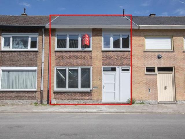 OP TE FRISSEN WONING & GARAGE