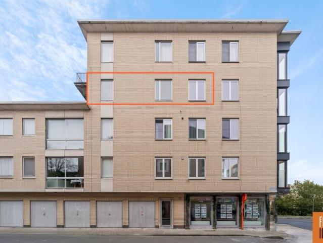 Op te frissen 1 slpk appartement in centrum