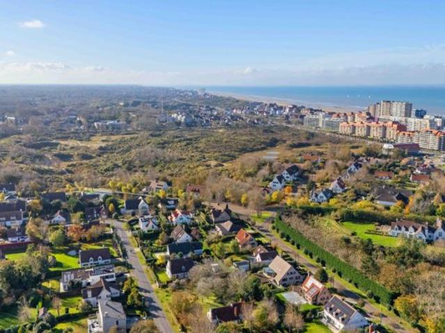 Op te knappen visserswoning bij de Simli wijk te Nieuwpoort