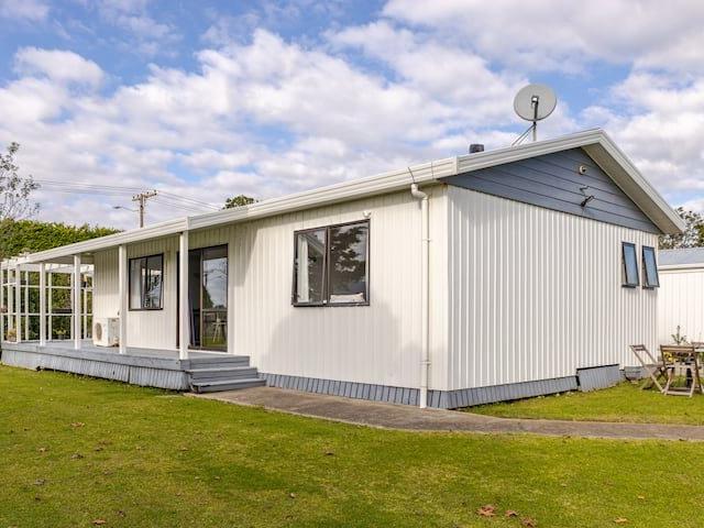 opotiki, 2 bedrooms