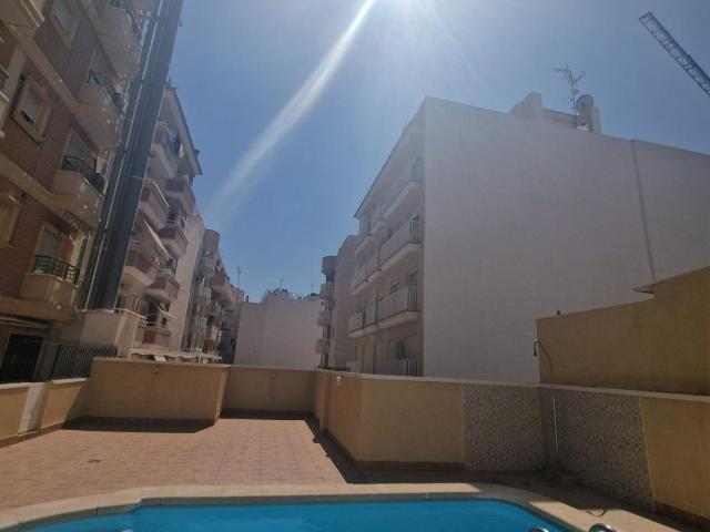 OPORTINIDAD! APARTAMENTO EN CABALLERO DE RODAS 2 HABS PISCINA COMUNITARIA 159.900