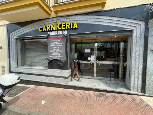 OPORTUNIDAD! Traspaso carnicería Puerto de la Torre
