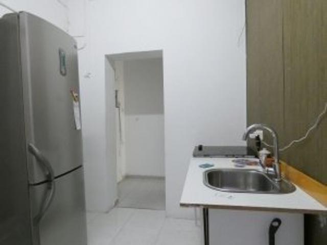 OPORTUNIDAD! Traspaso de negocio en en barrio del Clot, zona muy comercial, de paso de peatones