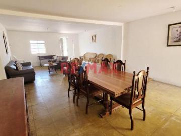 Oportunidad Única: Venta Casa Como Terreno 250.88 M² En Vista Alegre